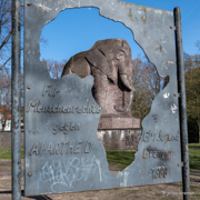 Anti-Kolonialdenkmal - Elefant - frher: Reichskolonial - Ehrenmal -  1932 - Fritz Behn